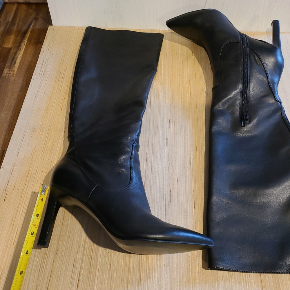 Boots - Picture 2 of 4